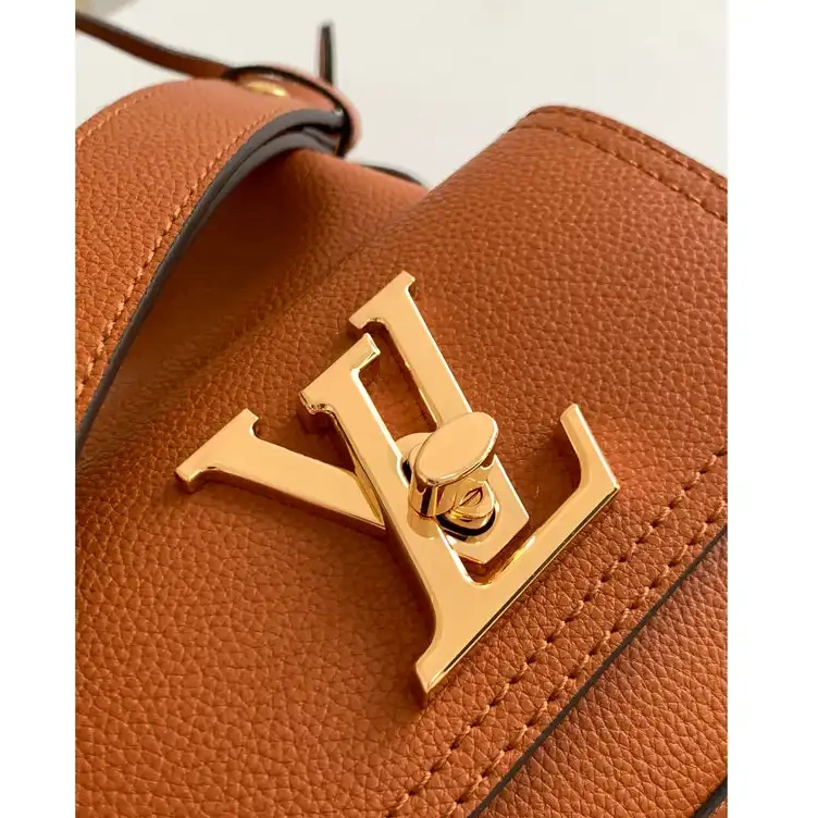 2110YA0037 Bags LV 0712